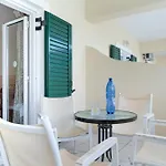 Sandy Maria 504 Apartment